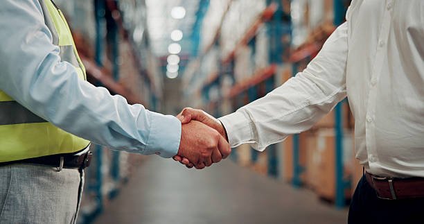 Intermédiation dans un partenariat logistique
